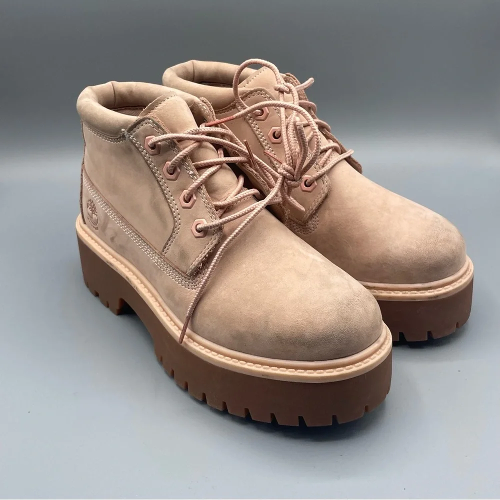 TImberland Stone Street‎ Mid Chukka Boots Light Pink